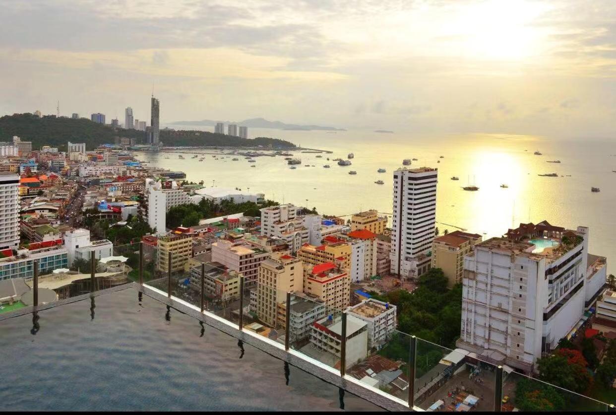 The Base Central Pattaya Seaview Luaran gambar