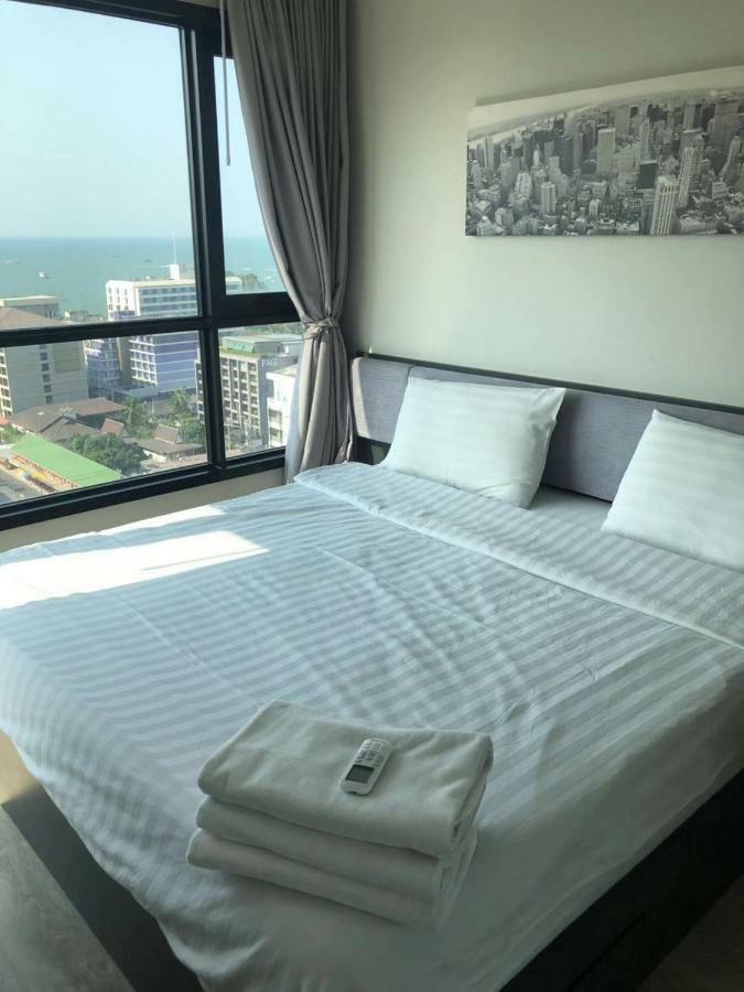 The Base Central Pattaya Seaview Luaran gambar